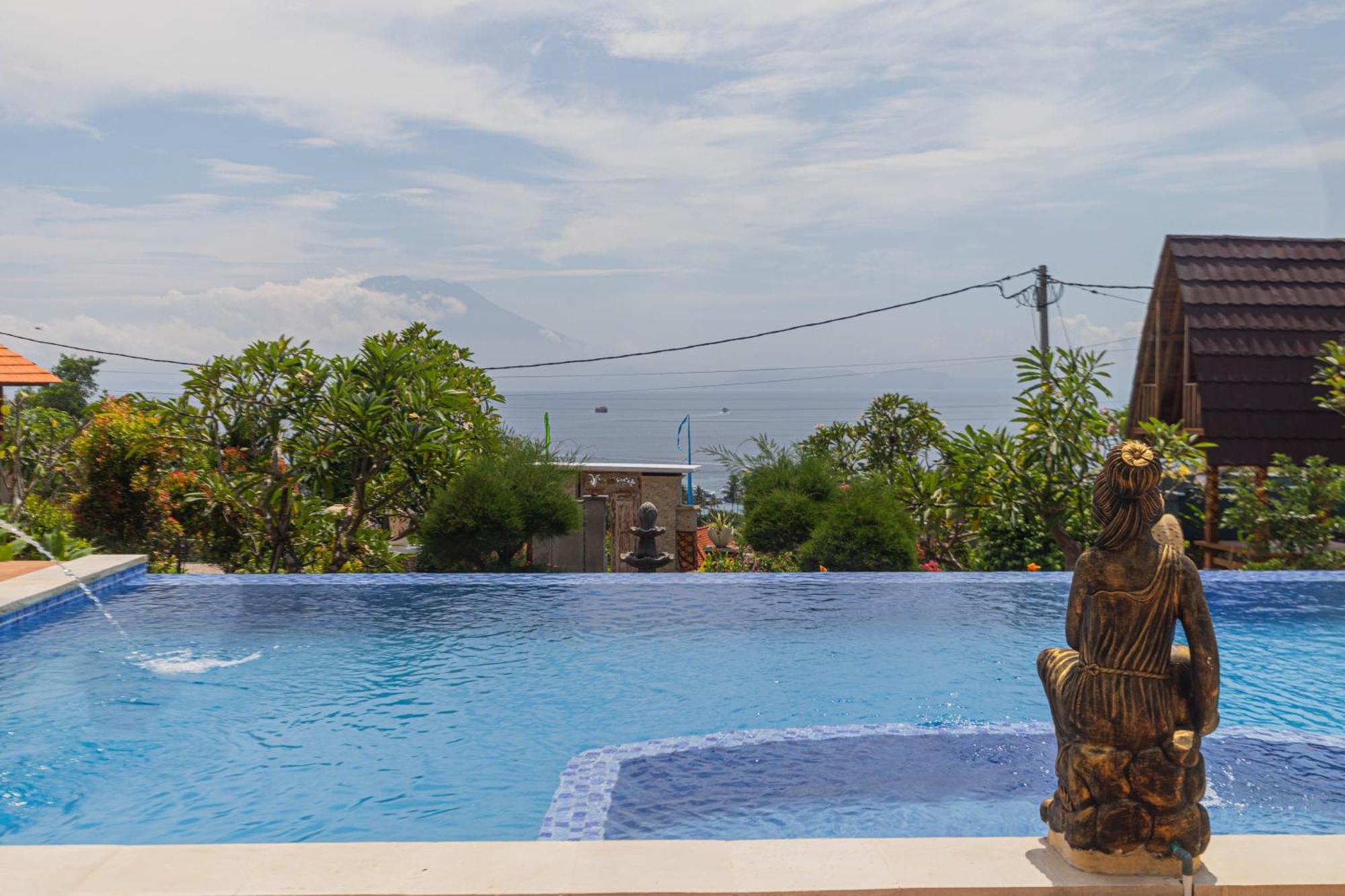 D'Arya Sea View Hotel Batununggul Екстериор снимка