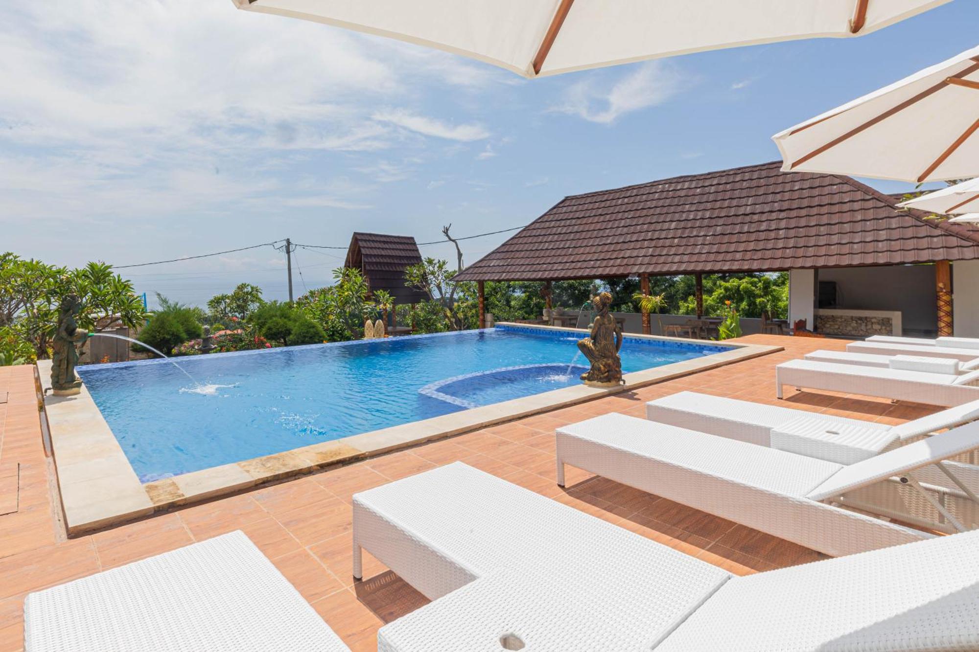D'Arya Sea View Hotel Batununggul Екстериор снимка