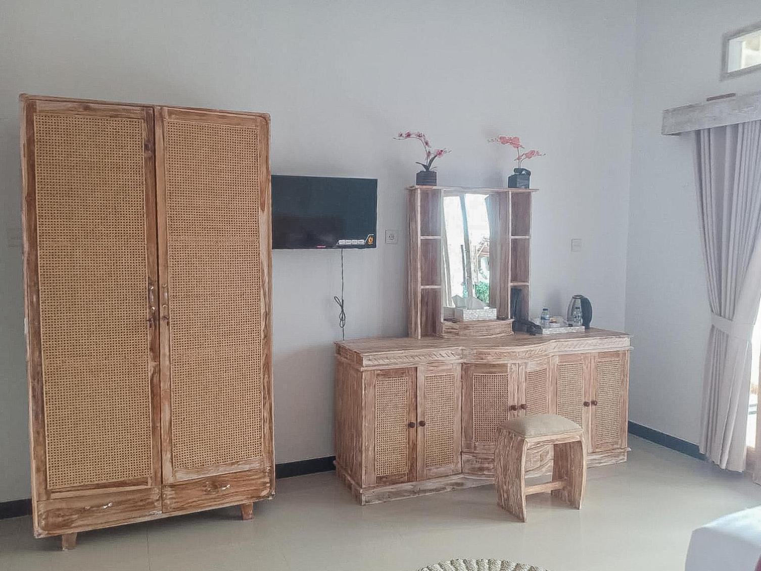 D'Arya Sea View Hotel Batununggul Екстериор снимка