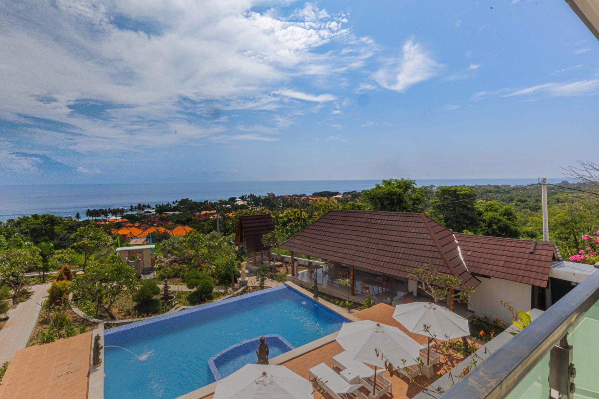 D'Arya Sea View Hotel Batununggul Екстериор снимка