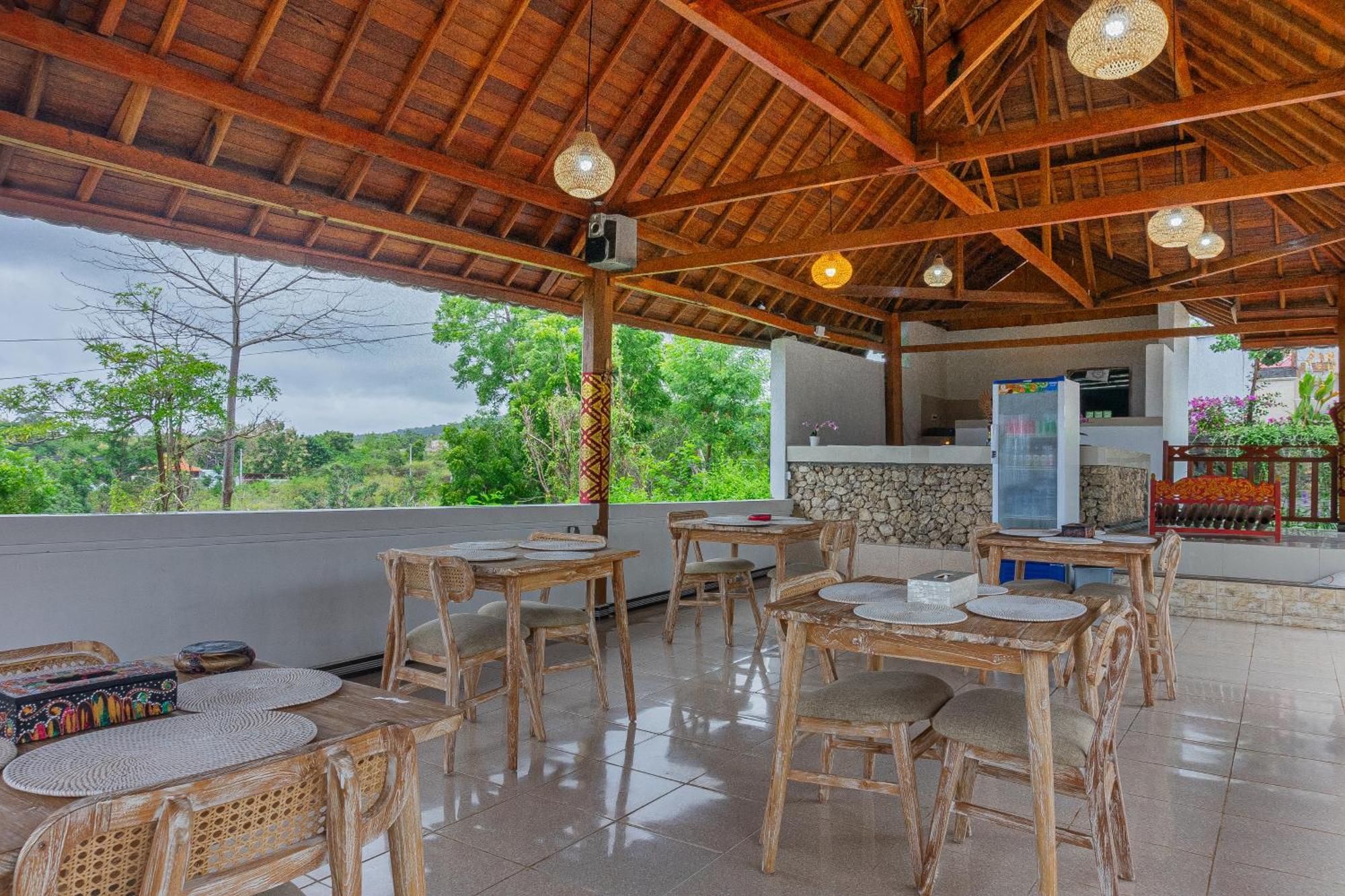 D'Arya Sea View Hotel Batununggul Екстериор снимка