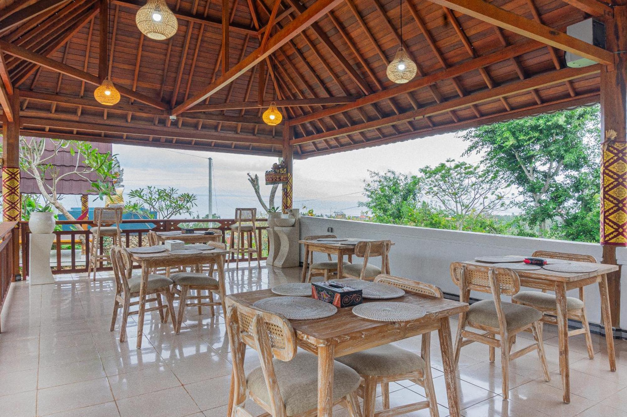 D'Arya Sea View Hotel Batununggul Екстериор снимка
