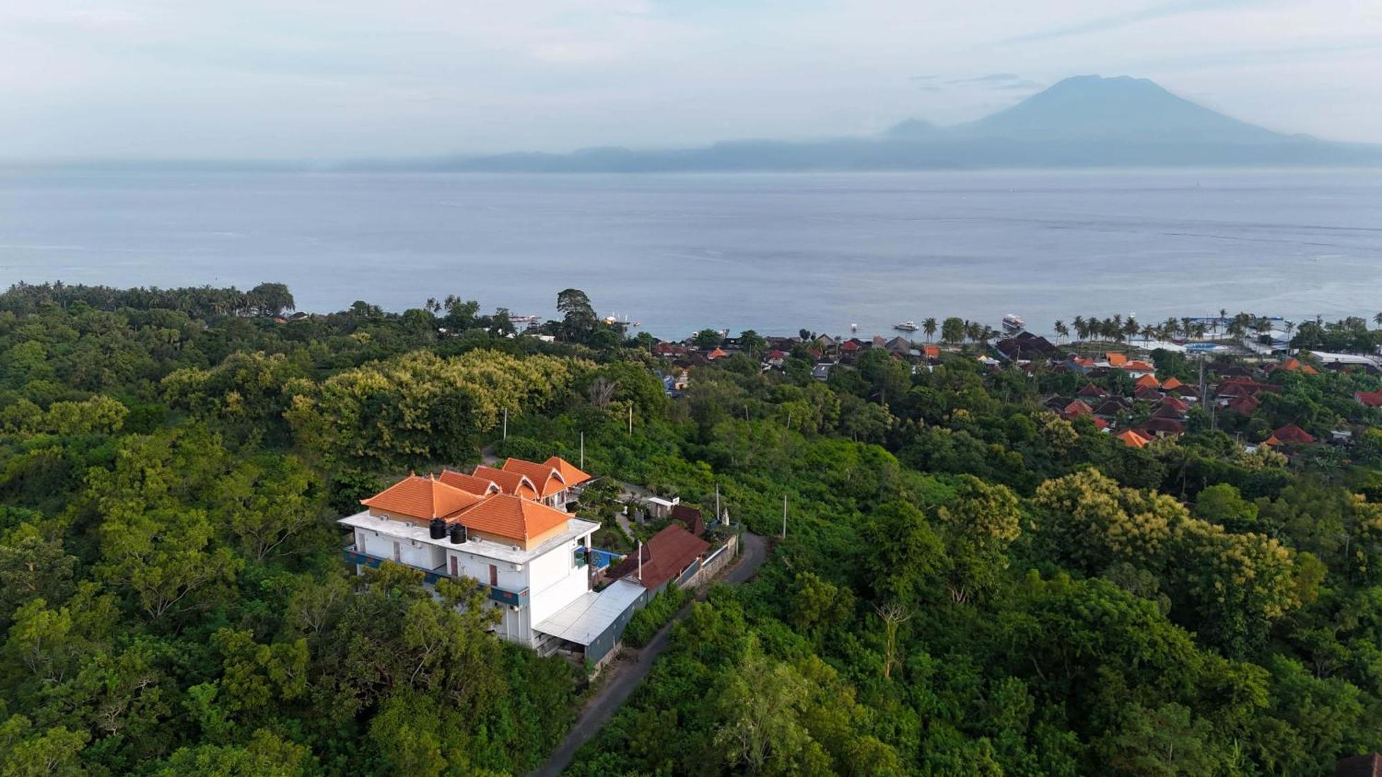 D'Arya Sea View Hotel Batununggul Екстериор снимка
